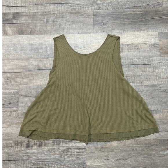 Free People We the Free New Love Tank Top Large in Moss Green Ribbed Scoop Back - Picture 2 of 7